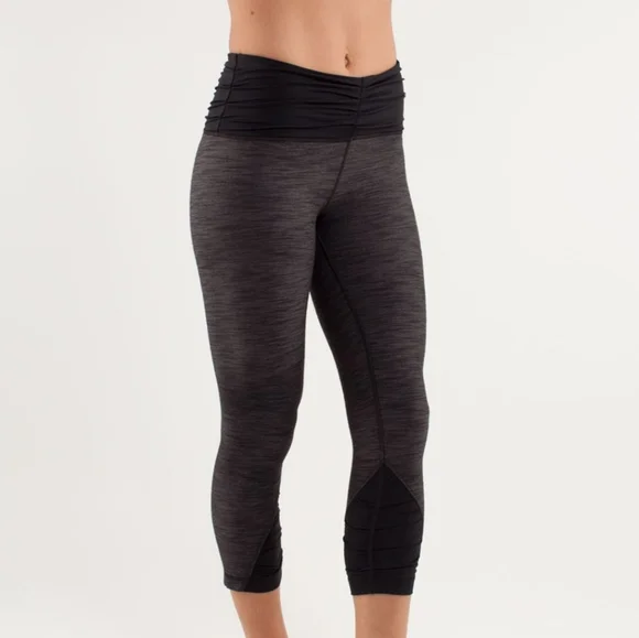 Lululemon Gather & Crow Crop Leggings - Space Dye Grey/Black - Size 6 - Picture 2 of 4